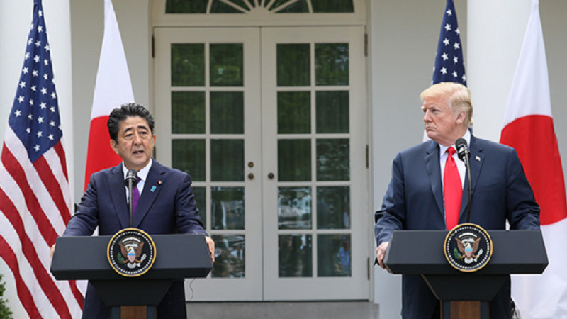 トランプ米大統領は窮地に立たされていないのか？トランプ政権を妄信する日本